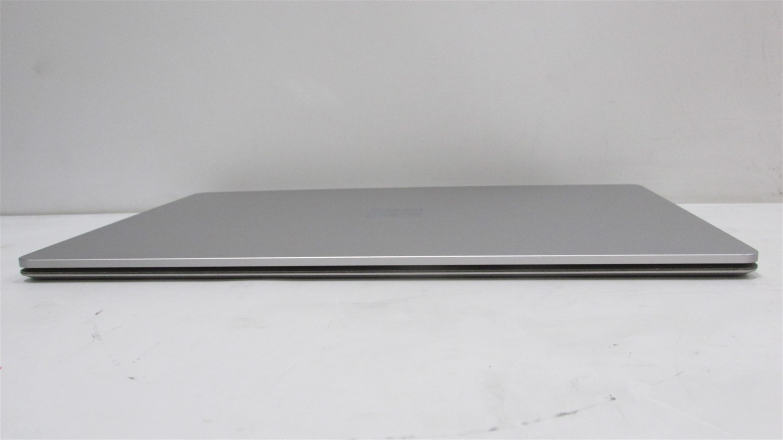 Microsoft Surface Laptop 4 1958 Ryzen 5 2.2GHz 8GB RAM 256GB 13.5″ Win 11 Home