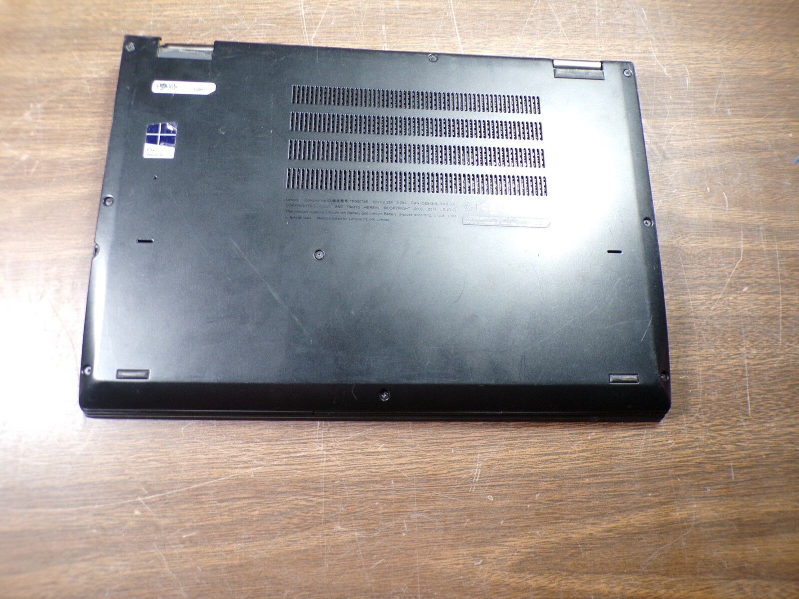 LENOVO YOGA 370 INTEL CORE I7-7500U 2.70GHZ 8GB RAM **NO HD/ NO CADDIE/ NO OS