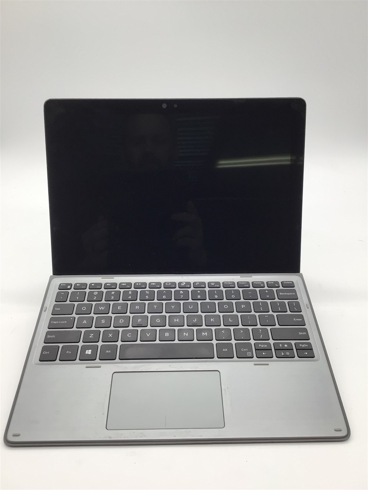 Dell Latitude 7210 2-in-1 i7-10610U/16GB RAM/No HD – No Battery