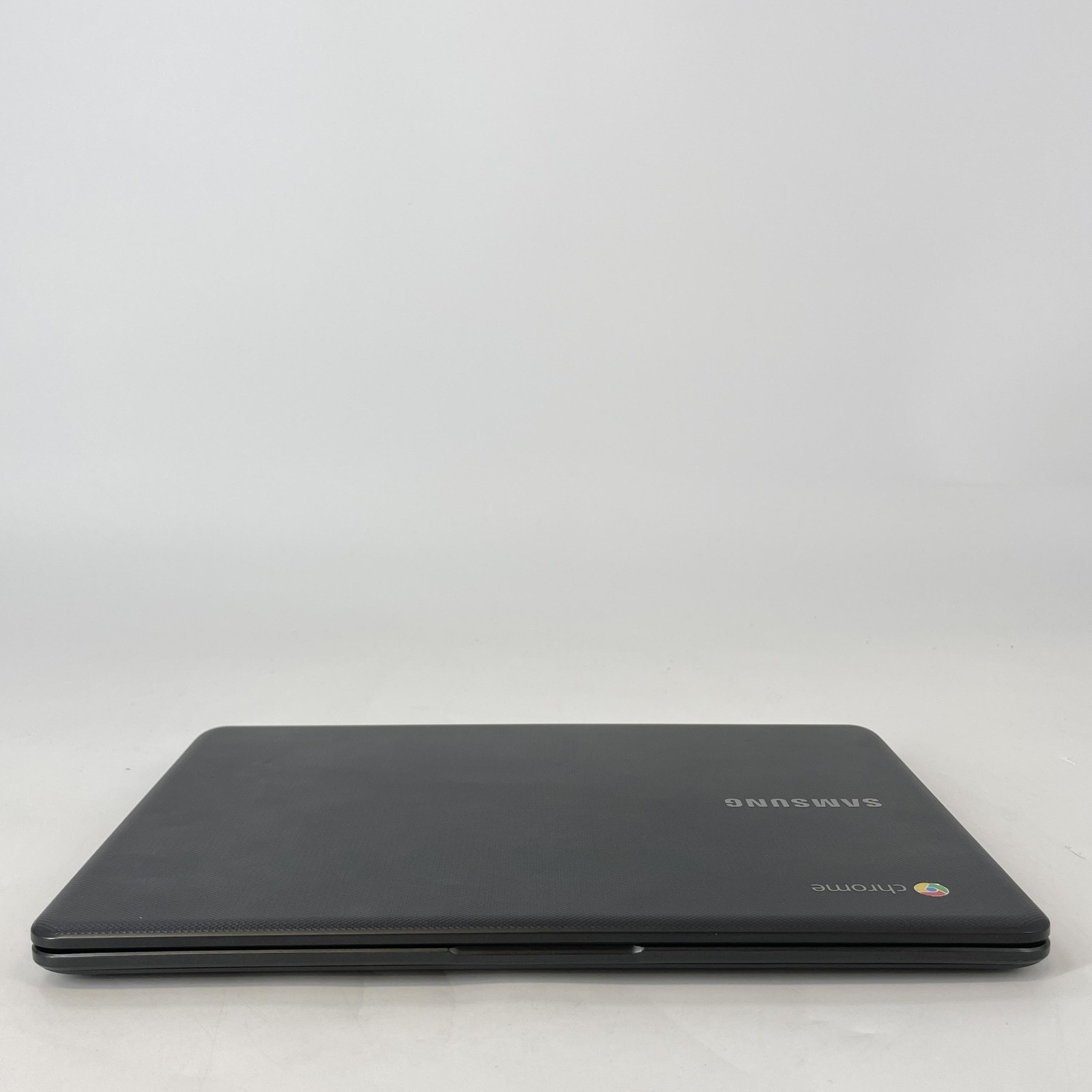 Samsung Chromebook 3 XE500C13 11.6 HD+ 1.6 GHz Celeron 2GB 16GB eMMC Good