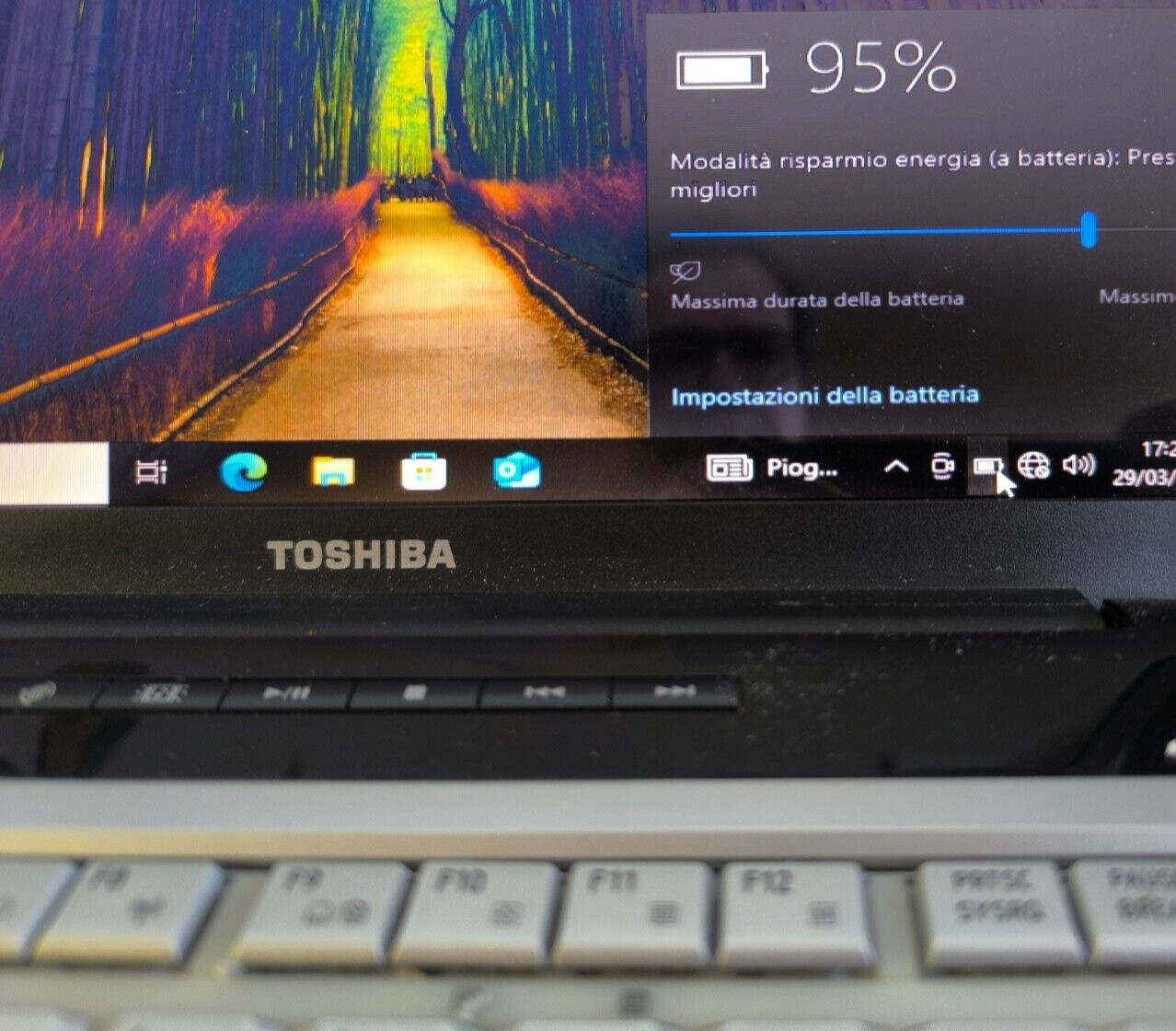 Toshiba Satellite A200-1L5 Intel Core 2 Duo T7300 2.00GHz 4GB RAM HDD 500GB