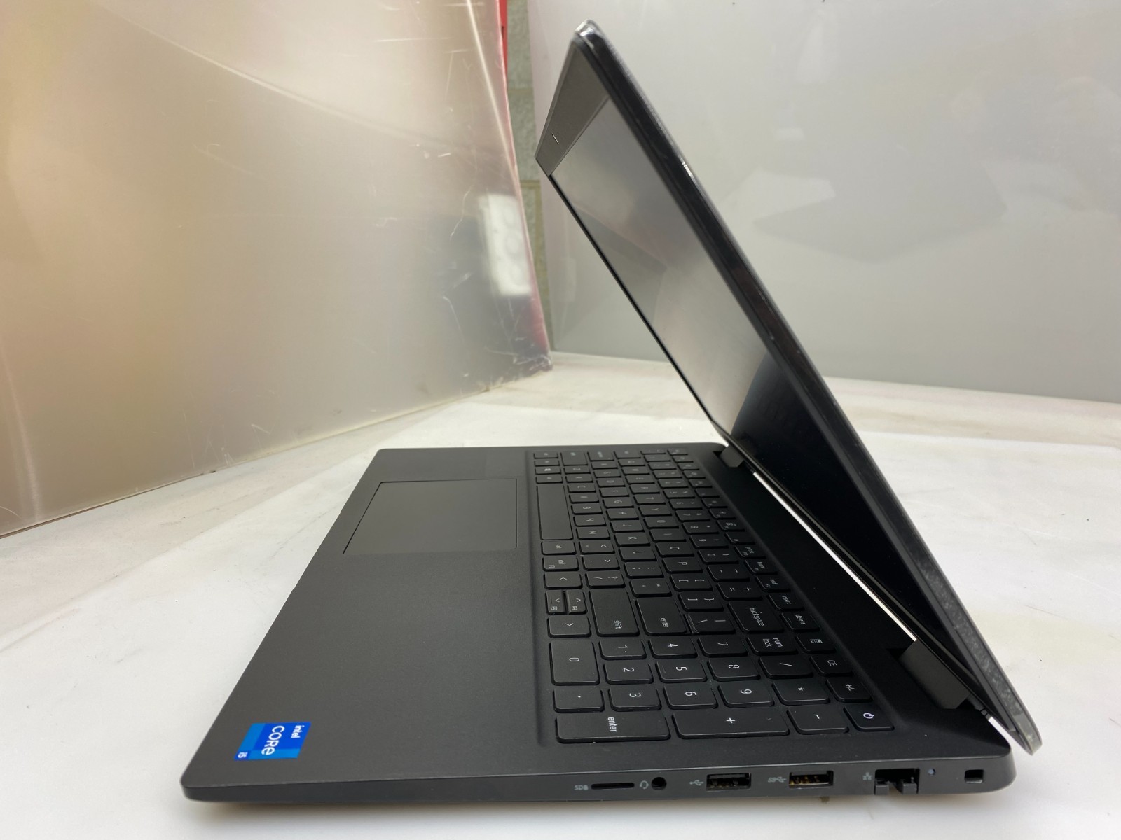 DELL LATITUDE 3520 i5-1135G7@2.40GHz 8GB RAM 512GB SSD NVMe W11P