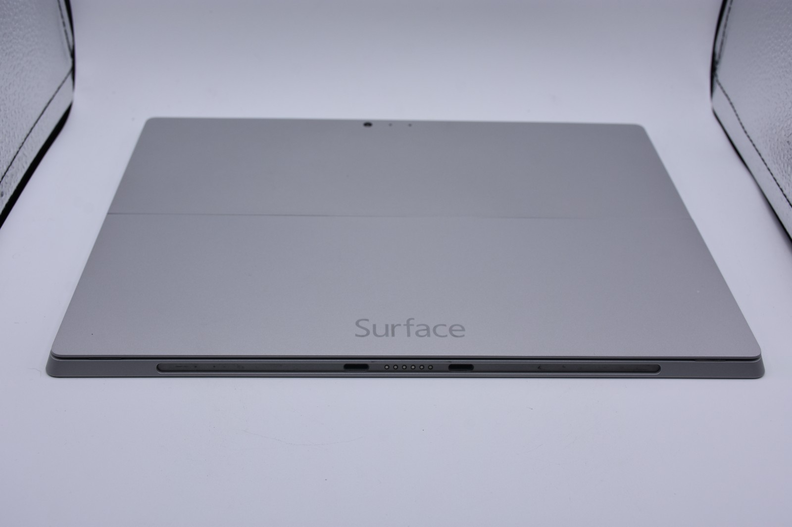 Microsoft Surface Pro 3 12″ Intel Core i7-4650U 8GB RAM 128GB SSD Windows 8.1 Pr