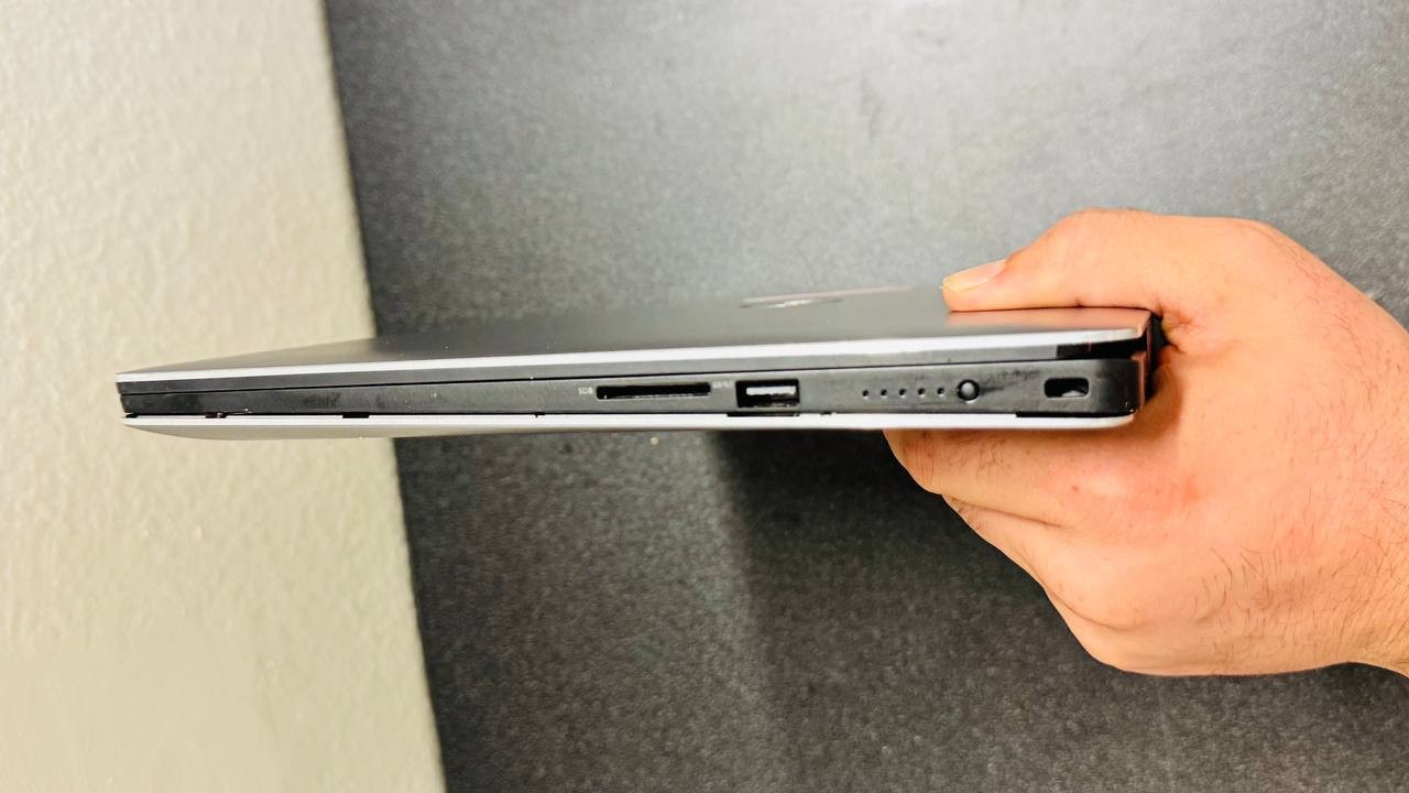 Dell XPS 15 16″ Core i5-7300HQ 2.5GHz 16GB RAM 512GB SSD