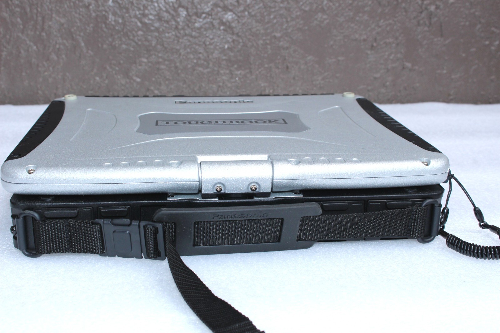Panasonic Toughbook CF-19 MK-5 Core i5-2520M 16GB/ 512GB SSD/ Win10 PRO64/0-HR