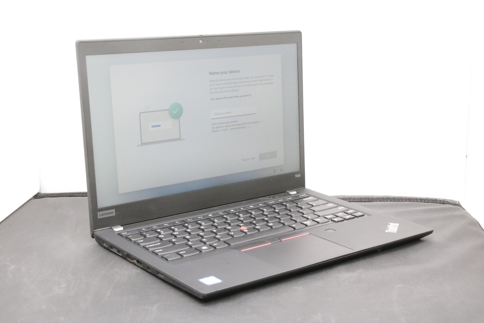 Lenovo ThinkPad T490 – i5-8365U – 8GB, 256GB, Windows 11 +Adapter (B Grade Worn)