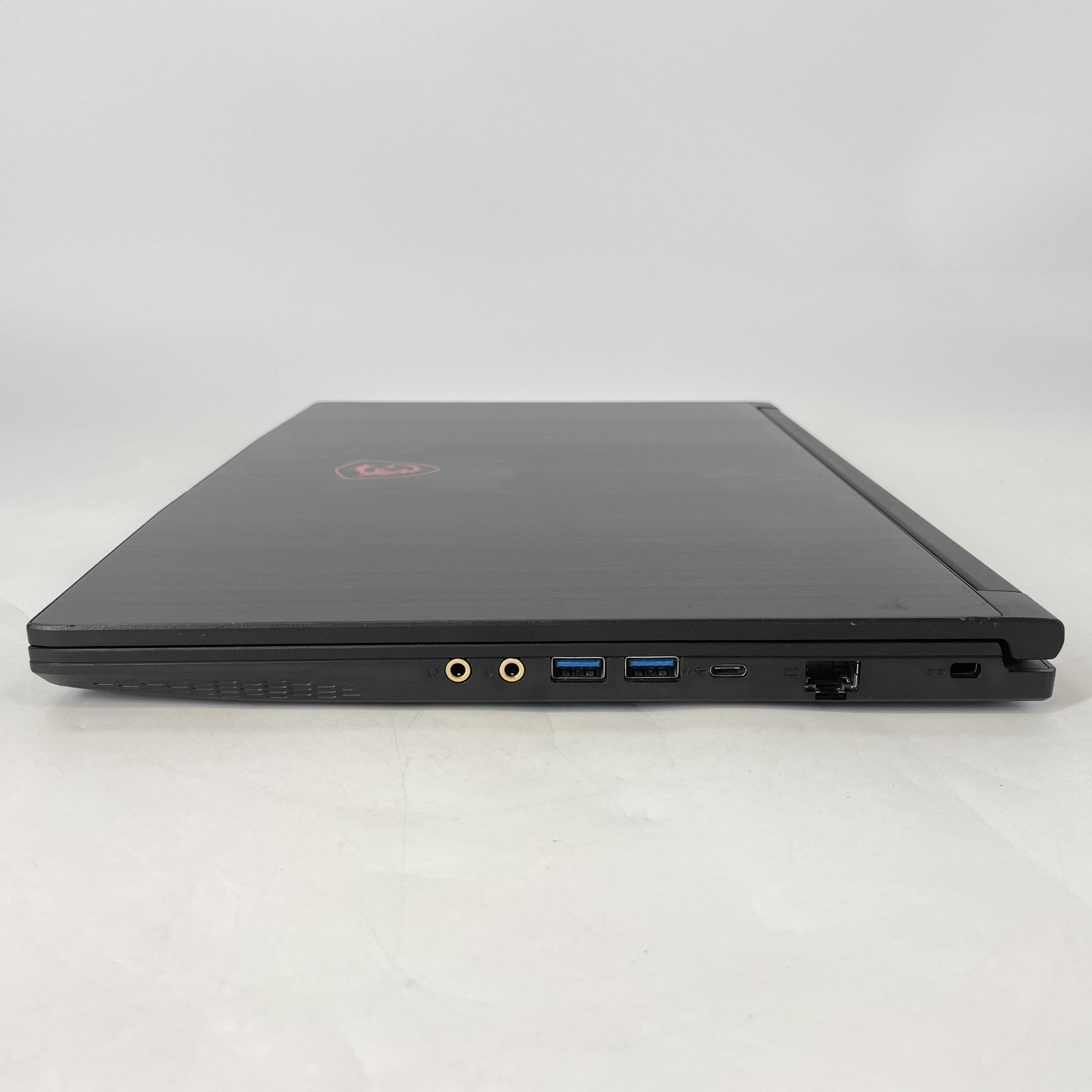 MSI Thin GF63 15.6 FHD 144Hz i5-11400H 2.70GHz 16GB 512GB SSD RTX 3050 Good