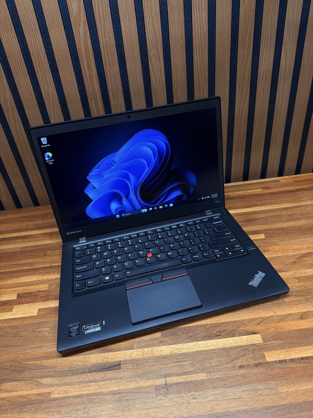 Lenovo ThinkPad T450s – i7-5600U, 8GB RAM, 180GB Intel SSD, Windows 11 Pro