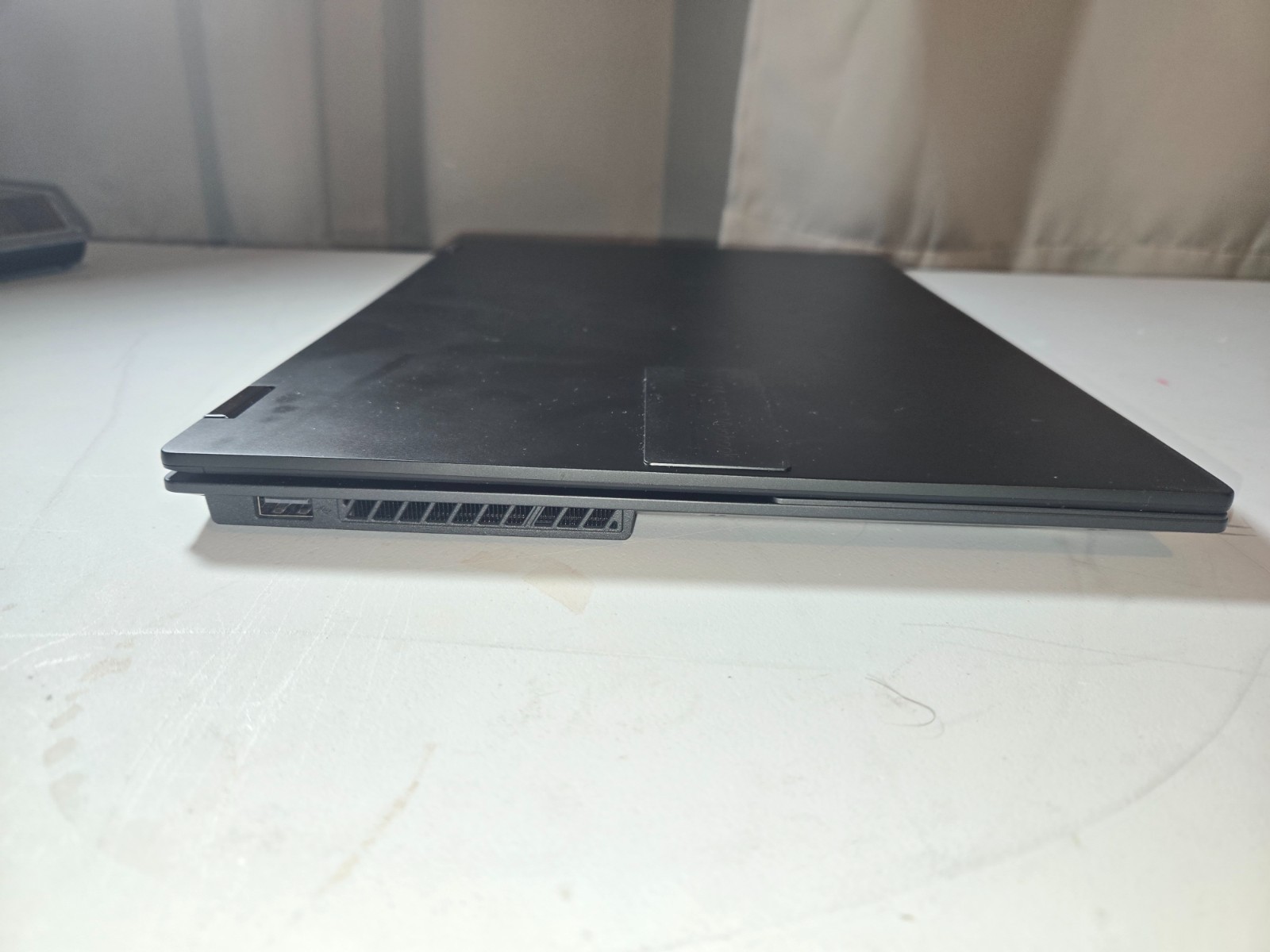 Asus Vivobook 16 s 40GB Ram 2TB storage, Intel Core i9 13th gen with charger