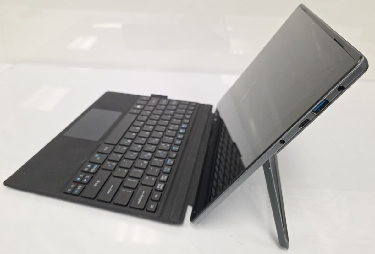 Acer Switch 5 |2-in-1|N17P5 Core i3-7130U|2.70GHz|128GB SSD|4GB Ram w/ Keyboard