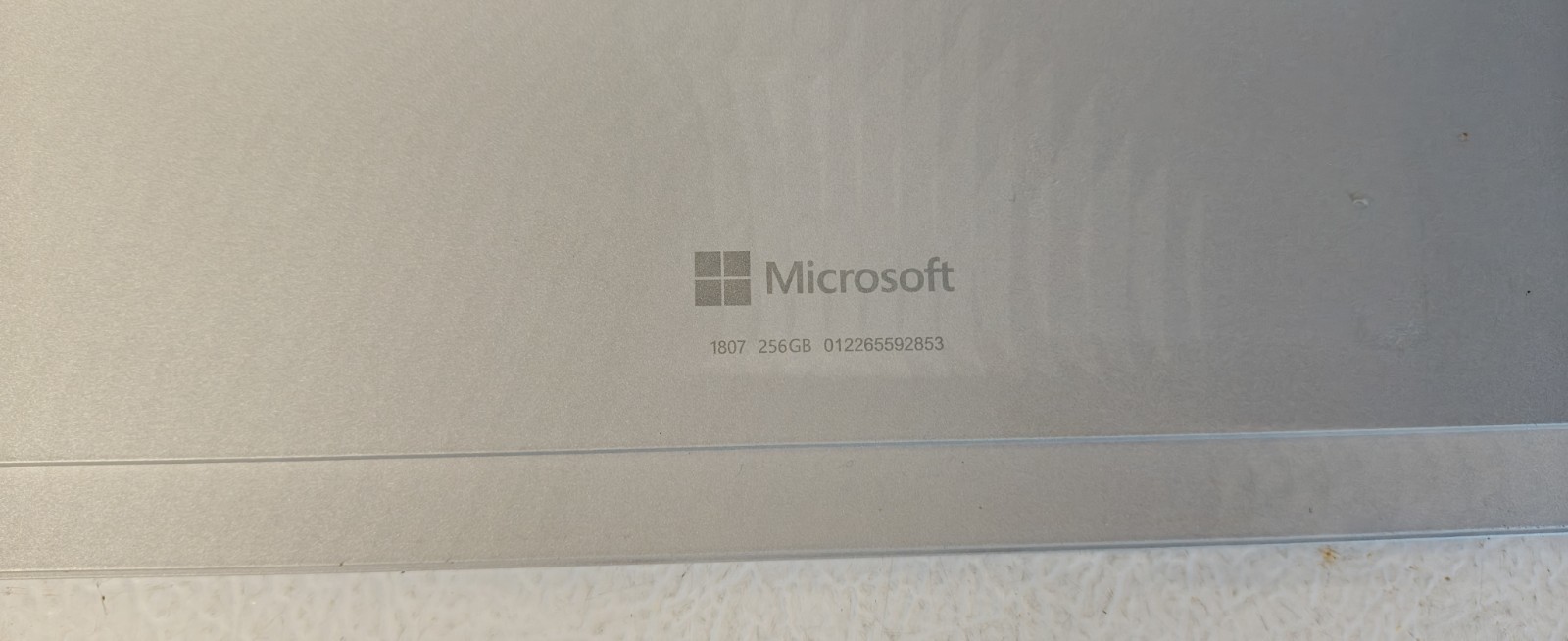 Lot Of 4pcs Of Microsoft Surface Model 1807 12.3″, Intel Core I5-7TH Gen,256gb