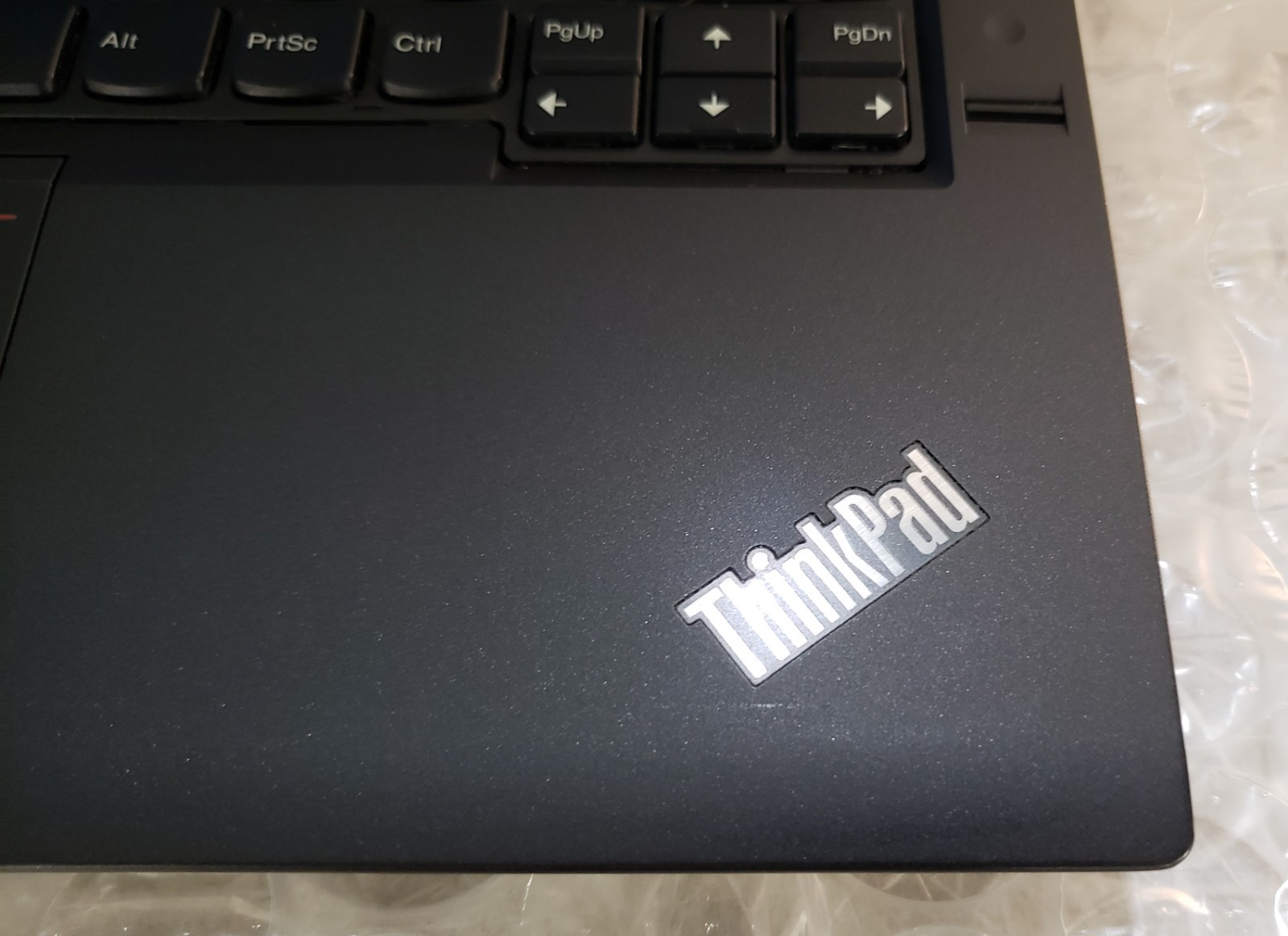 Lenovo ThinkPad T440s Intel Core i7-4600 12GB RAM 256GB SSD W11P w/ OEM 90w AC