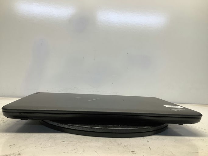 Lenovo ThinkPad E550 Intel i3-4005U 1.7GHz 4 GB NO HDD