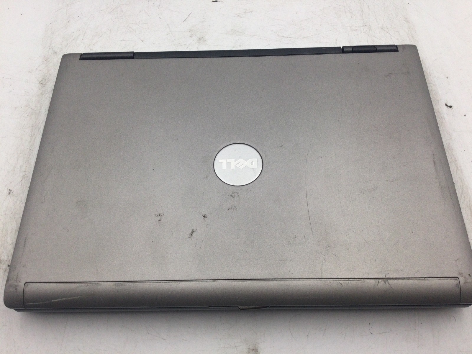 DELL LATITUDE D420 – FOR PARTS – INTEL CENTRINO – NO RAM – READ DESCRIPTION – BB
