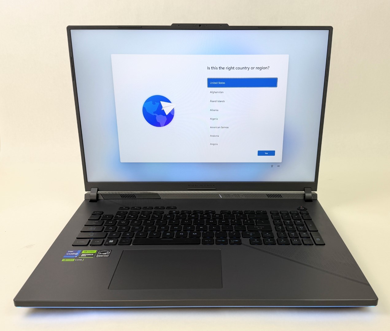 ASUS ROG Strix G18 18″ QHD 240Hz i9-14900HX 32GB 1TB SSD RTX 4060 W11H