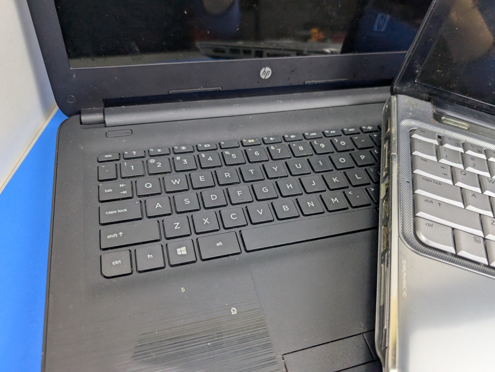 Lot of 2 HP Computer Laptops UNTESTED FOR PARTS
