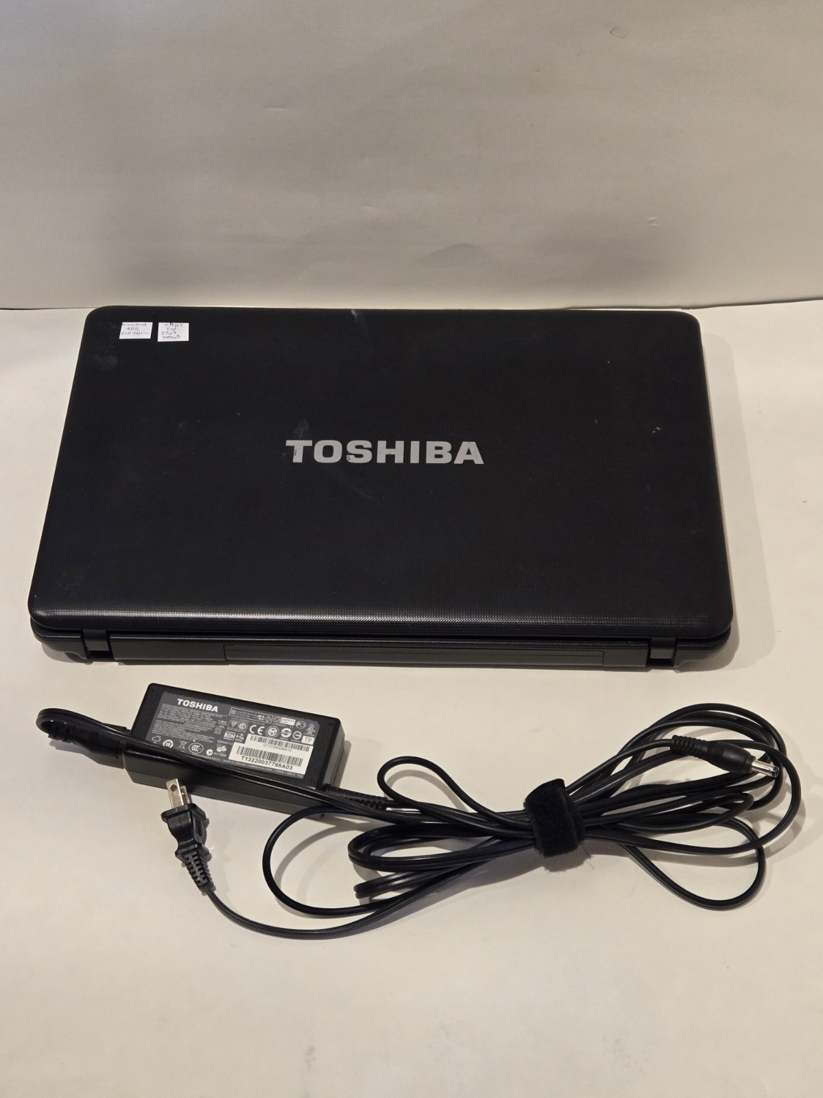 Toshiba Satellite C655-S5049 15.6″ Celeron 4GBRam 500GB Linux Mint Actual Photos