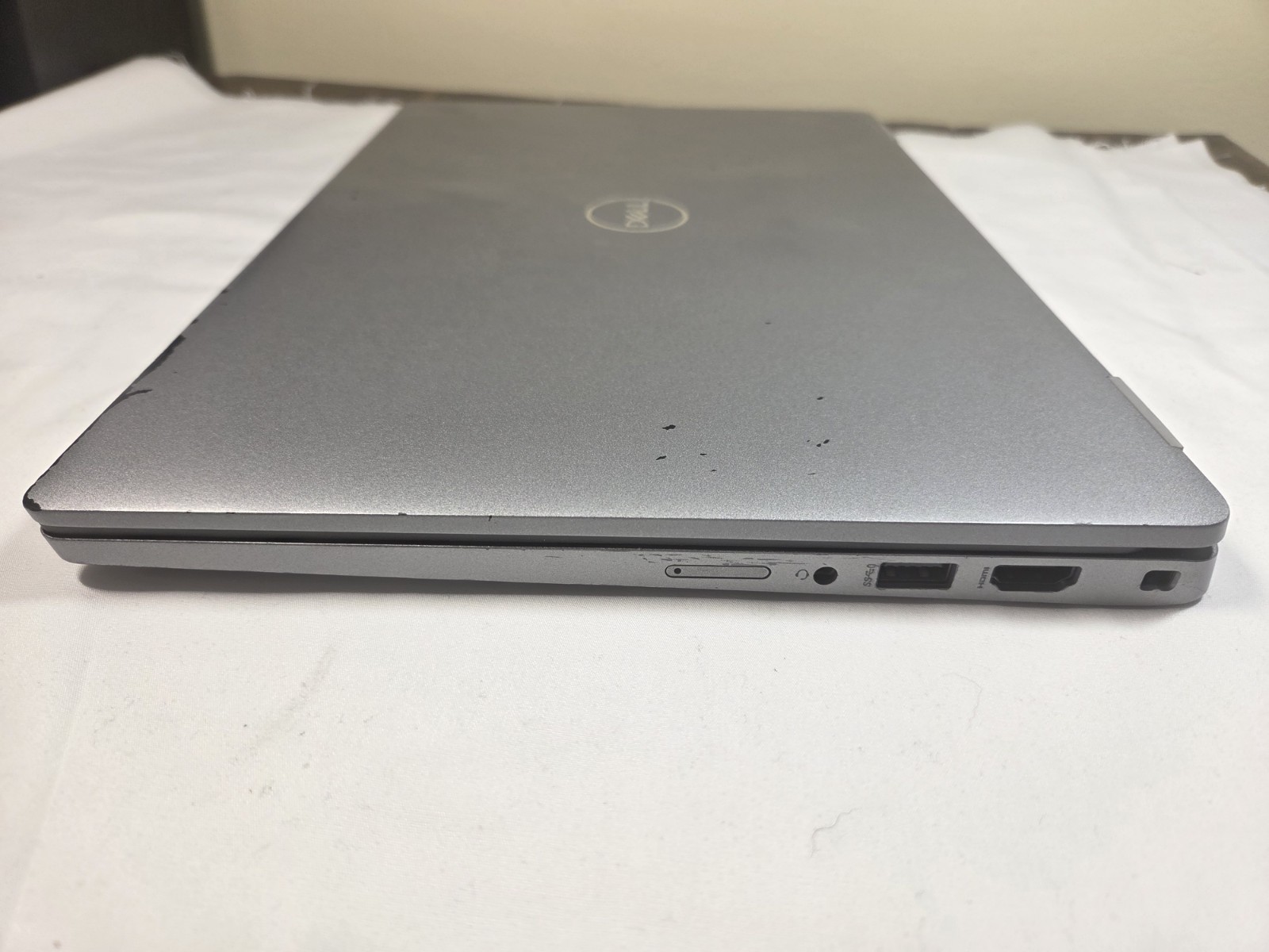 Dell Latitude 5320 13.3″ FHD 256GB SSD i5-1145G7 2.6GHz 16GB FCTY BOX BAT FAIR