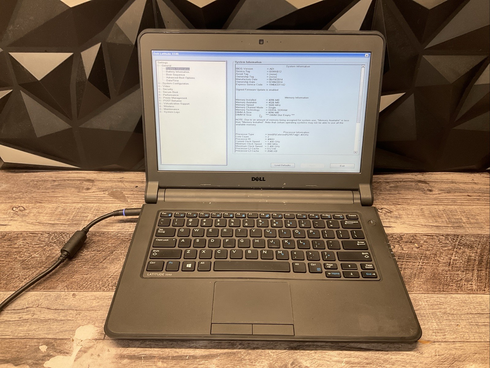 Dell Latitude 3340 / Intel Celeron / BIOS Unlocked / Parts Repair / C15