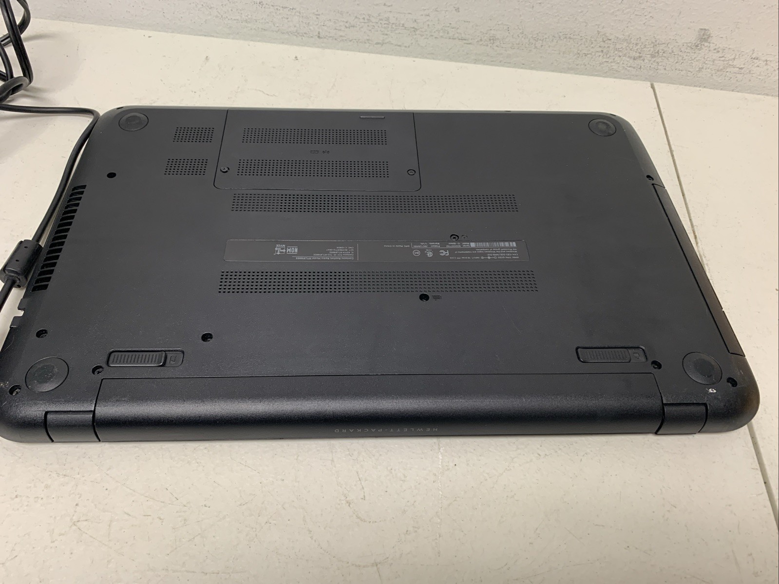 HP 15-notebook Intel Celeron N2830 2.16GHz 4GB Ram 500gb Hdd Wi 10 Home Need Ba