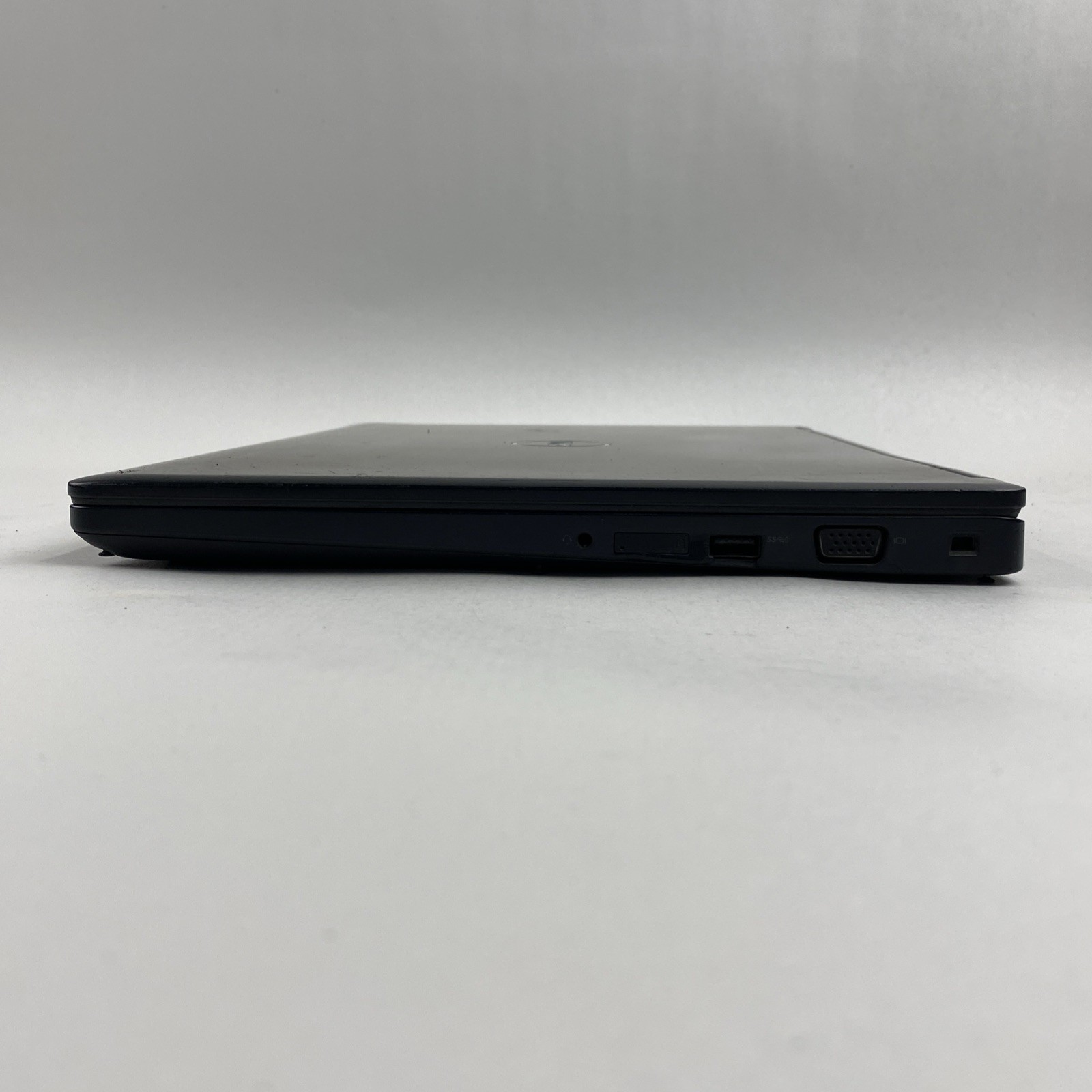 Dell Latitude 5580 Intel Core i5-7300U 2.60GHz 8GB RAM 15.6″ No Battery/HDD/OS