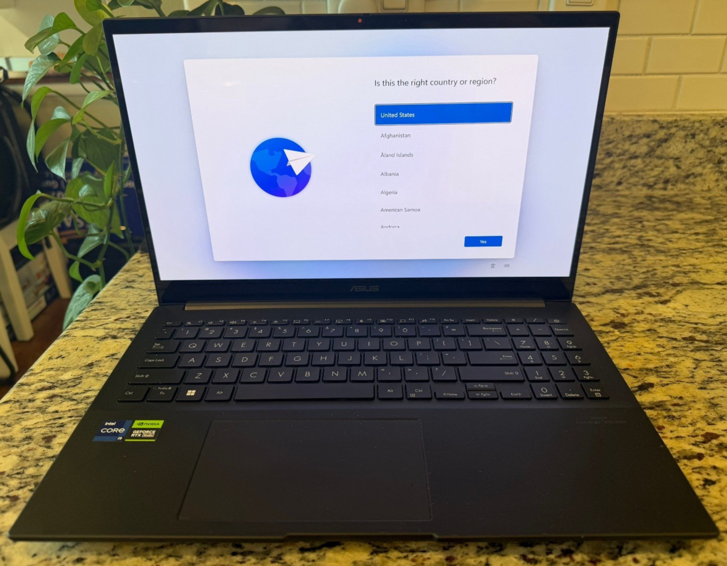 ASUS Q540VJ-I93050 3k OLED 15.6” (1TB SSD Intel Core i9-13900H 2.6GHz 40GB RAM)