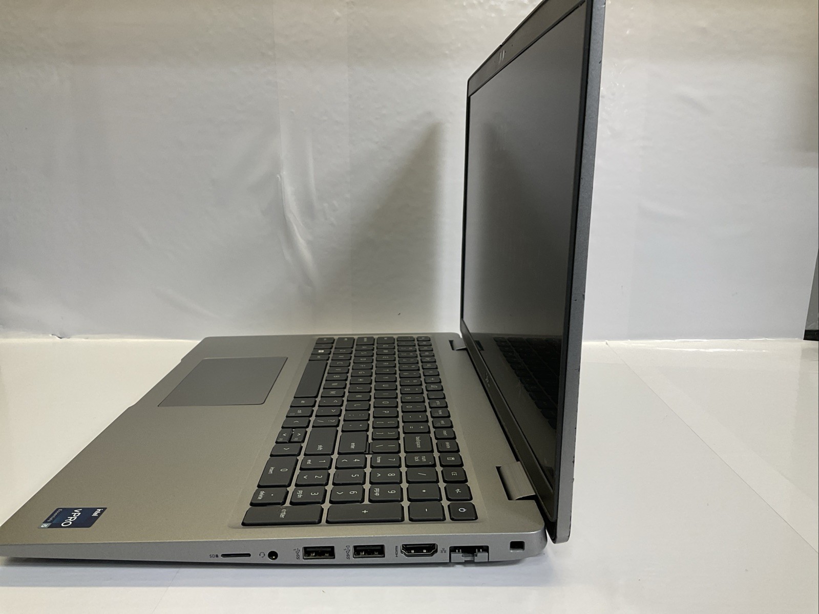 Dell Latitude 5530/ 15.6-inch/ i5-12th Gen/ 16GB RAM/ 256GB SSD/FHD/W11/AC(127F)