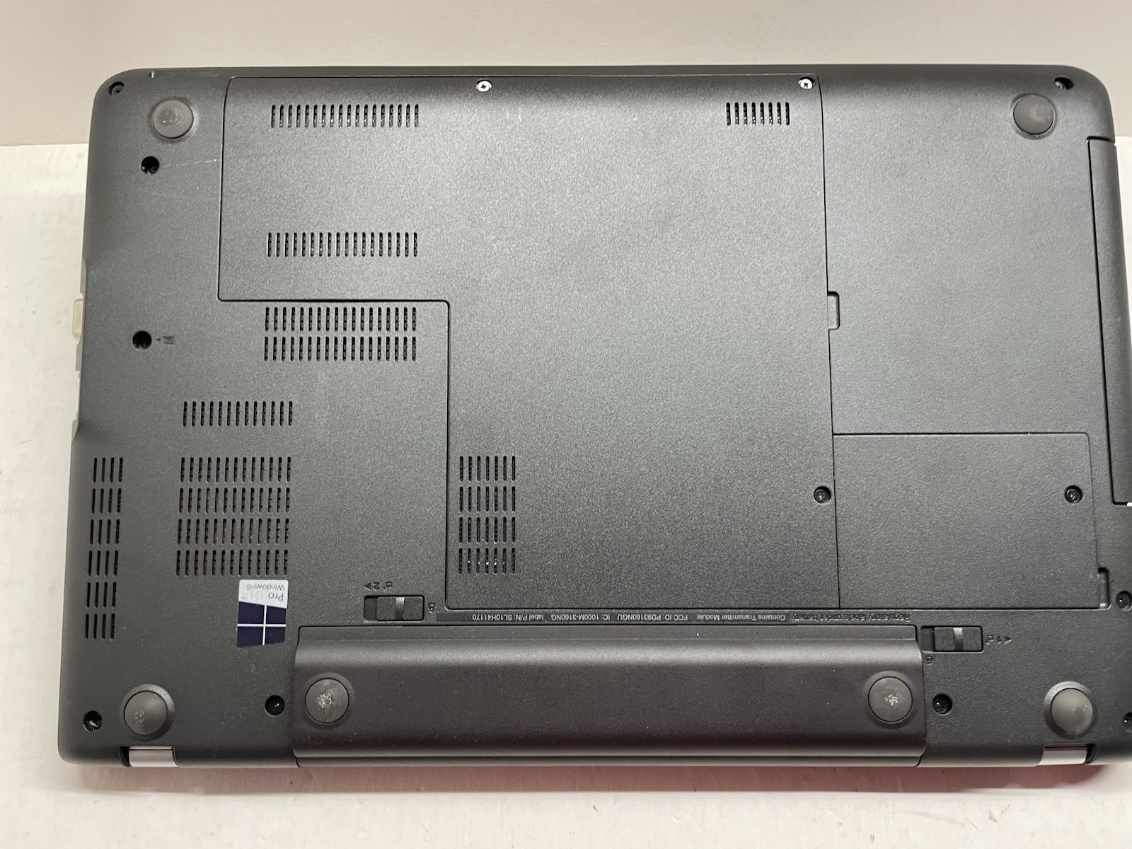 Lenovo Thinkpad Intel core I-5 , 2.20 Ghz, 8 Gig Ram, 500 GB Sata Hard disk