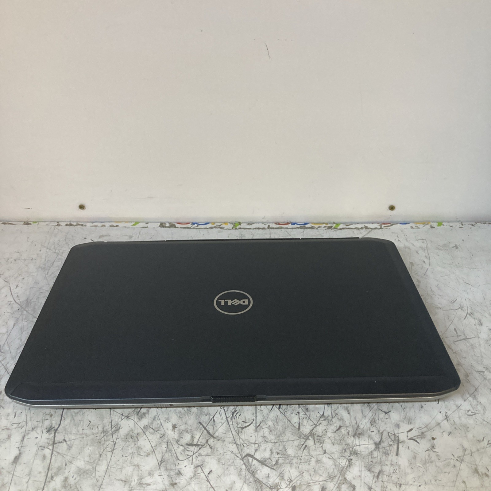 DELL LATITUDE E5530 INTEL I5 3230 2.60GHz 4 RAM no HDD Boot to BIOS