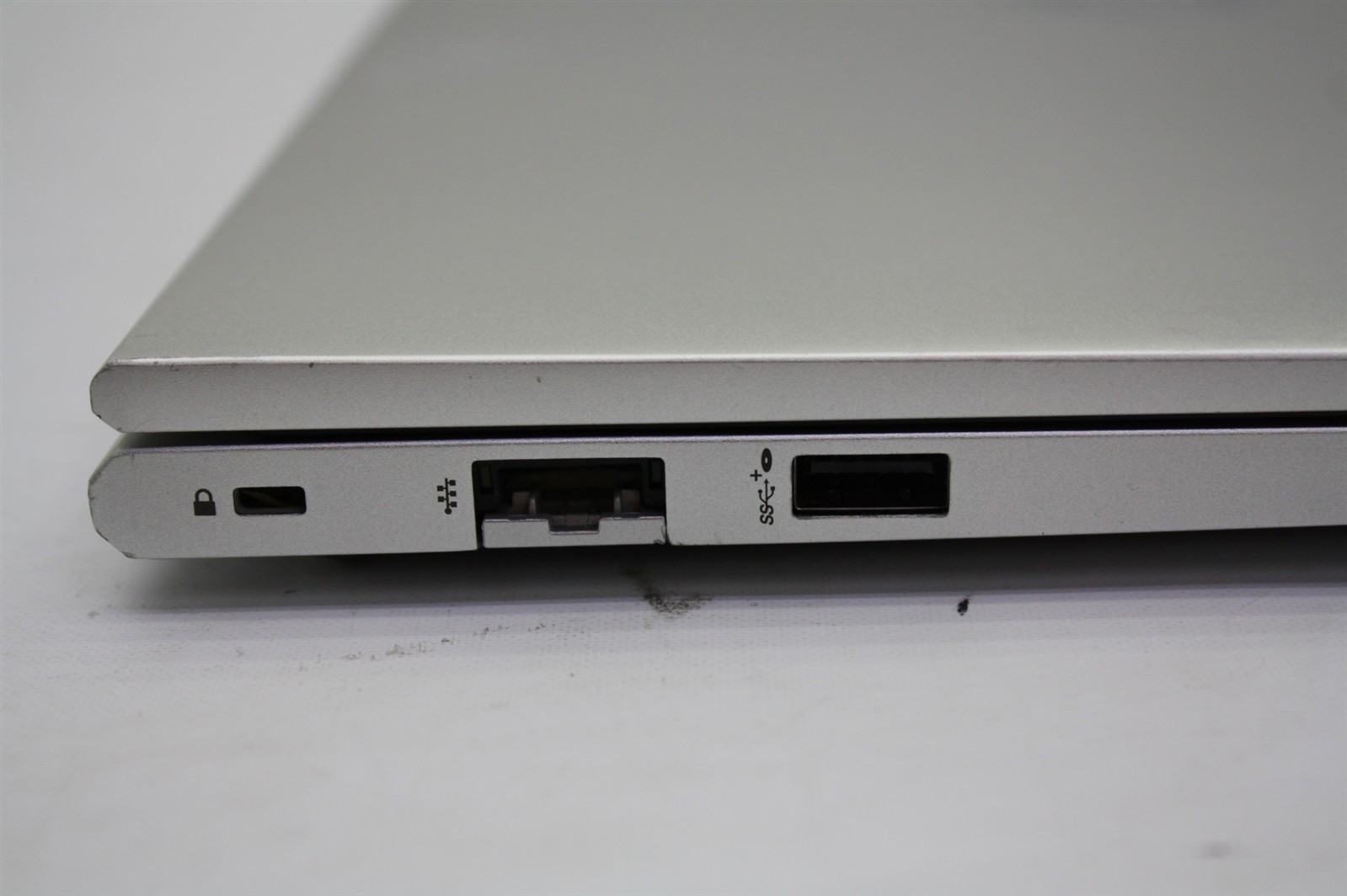 14″HP ProBook 440 G9 Laptop i5-1235U RAM 16GB NVMe 512GB/Keyboard issue