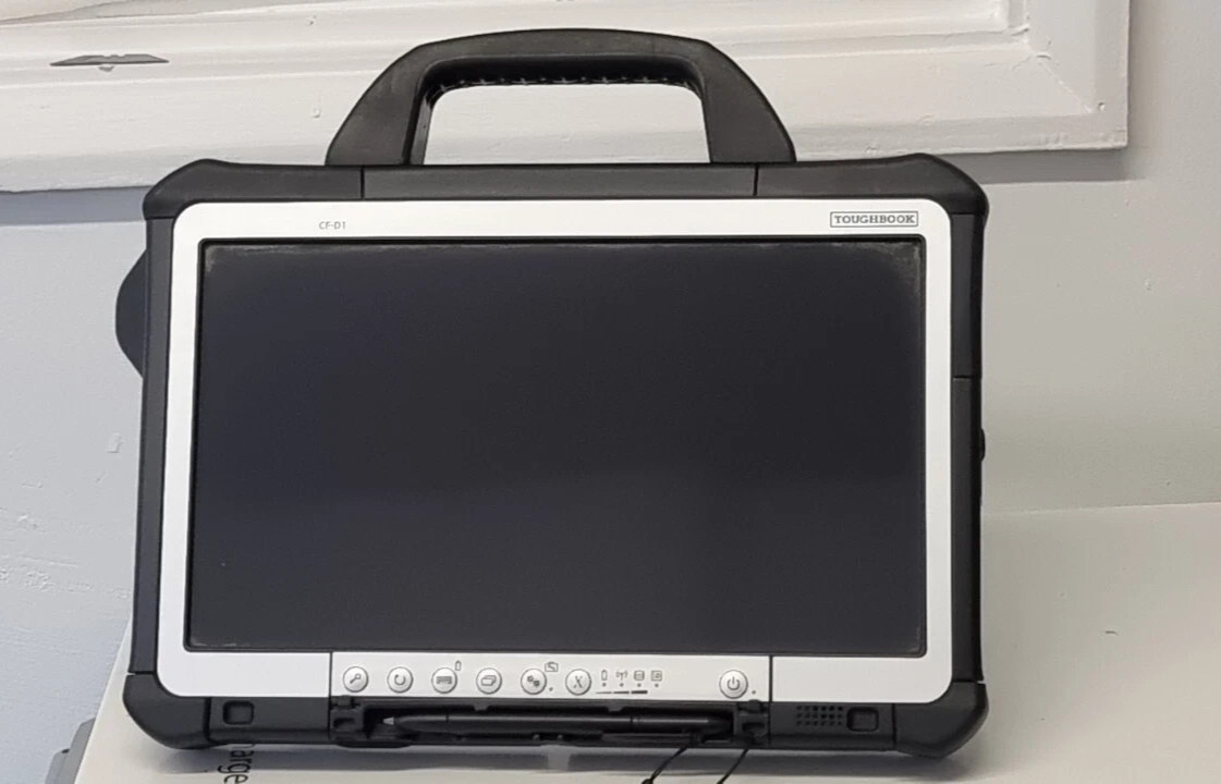 PANASONIC TOUGHBOOK CF-D1 MK3 13.3″ TOUCH i5-6300U 2.40GHZ 8GB 500GB WIN10