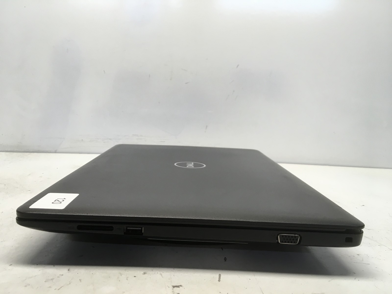 Dell Latitude 3590 Intel i3-7130U 2.7GHz 8 GB NO HDD No Batt