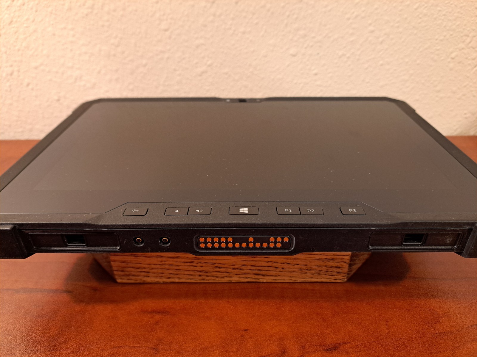 Dell Latitude 7212 Rugged Tablet i7-8650U, 16GB/256GB, Win 11, Charger, Battery