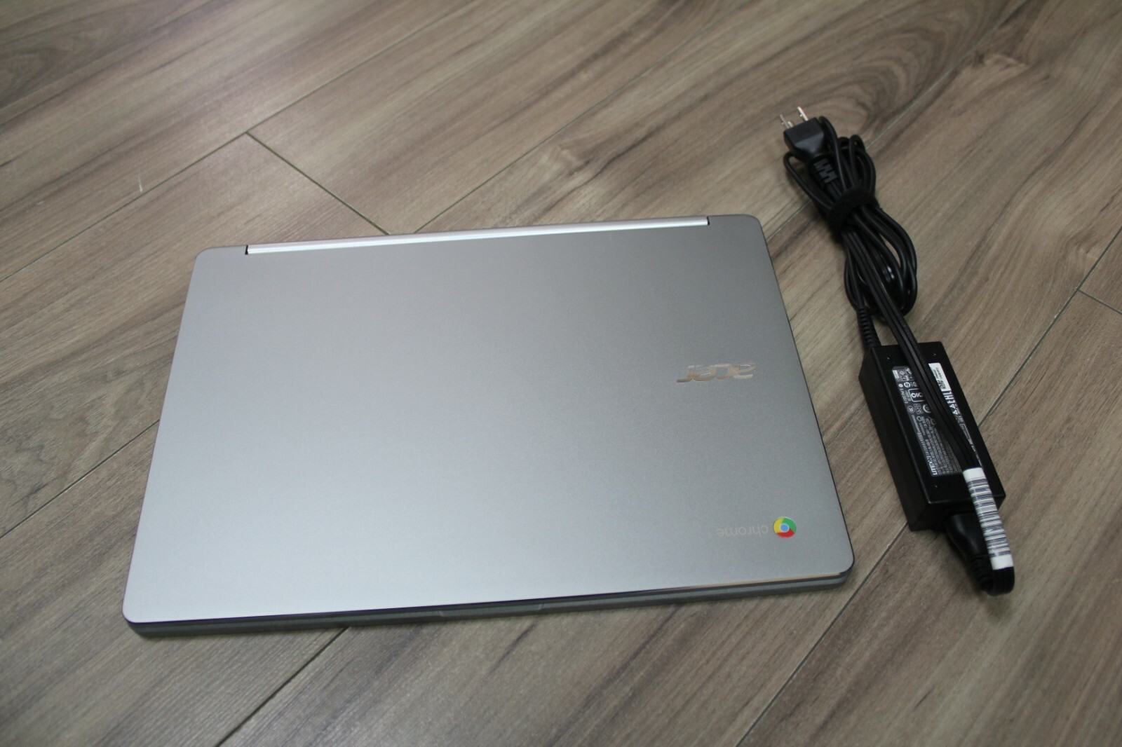 Acer R 13 13.3″ Touch 2-in-1 Chromebook MTK M8173C / 32GB eMMC / 4GB RAM Laptop