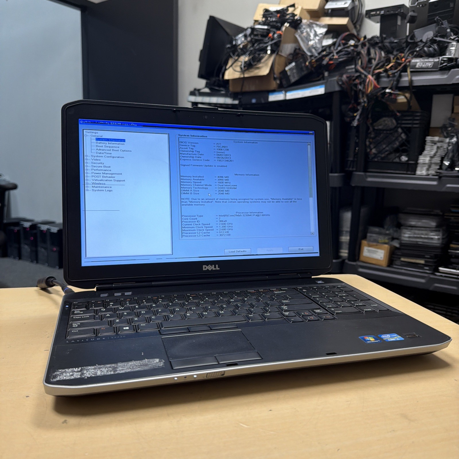 Dell Latitude E5530 Intel Core i5-3230M 2.60GHz 4GB RAM No HDD – Parts