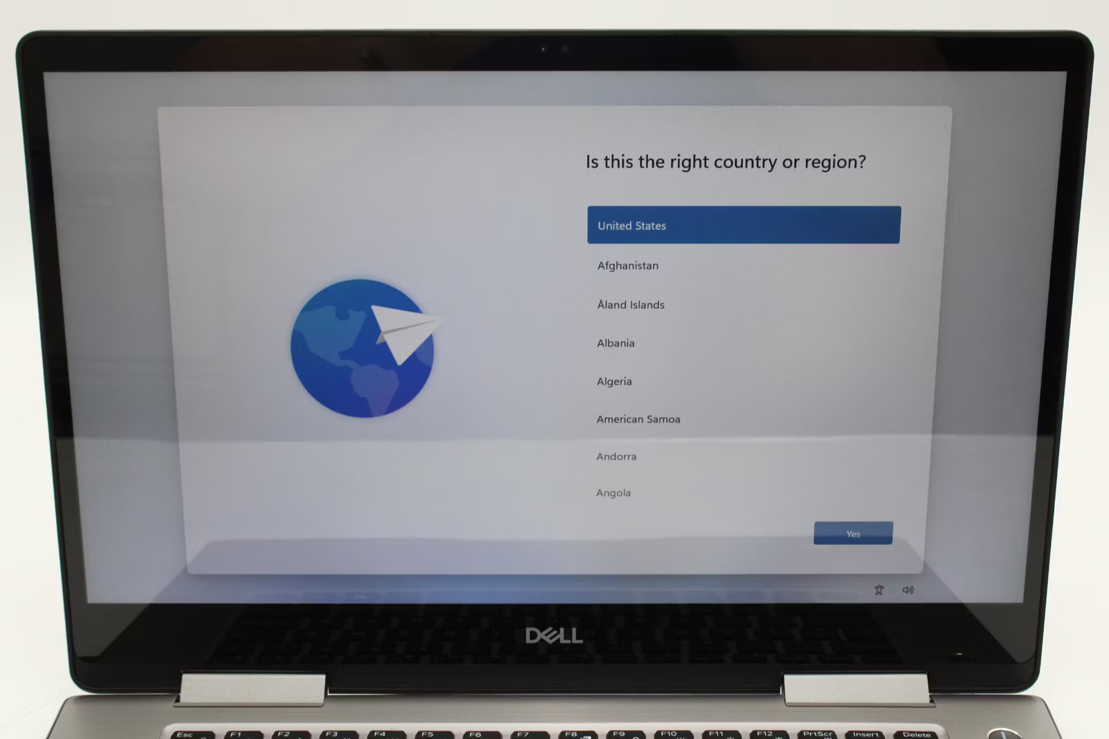 Dell Inspiron 7573 Used 15.5″ i5-8250U, 256GB SSD, 8GB RAM