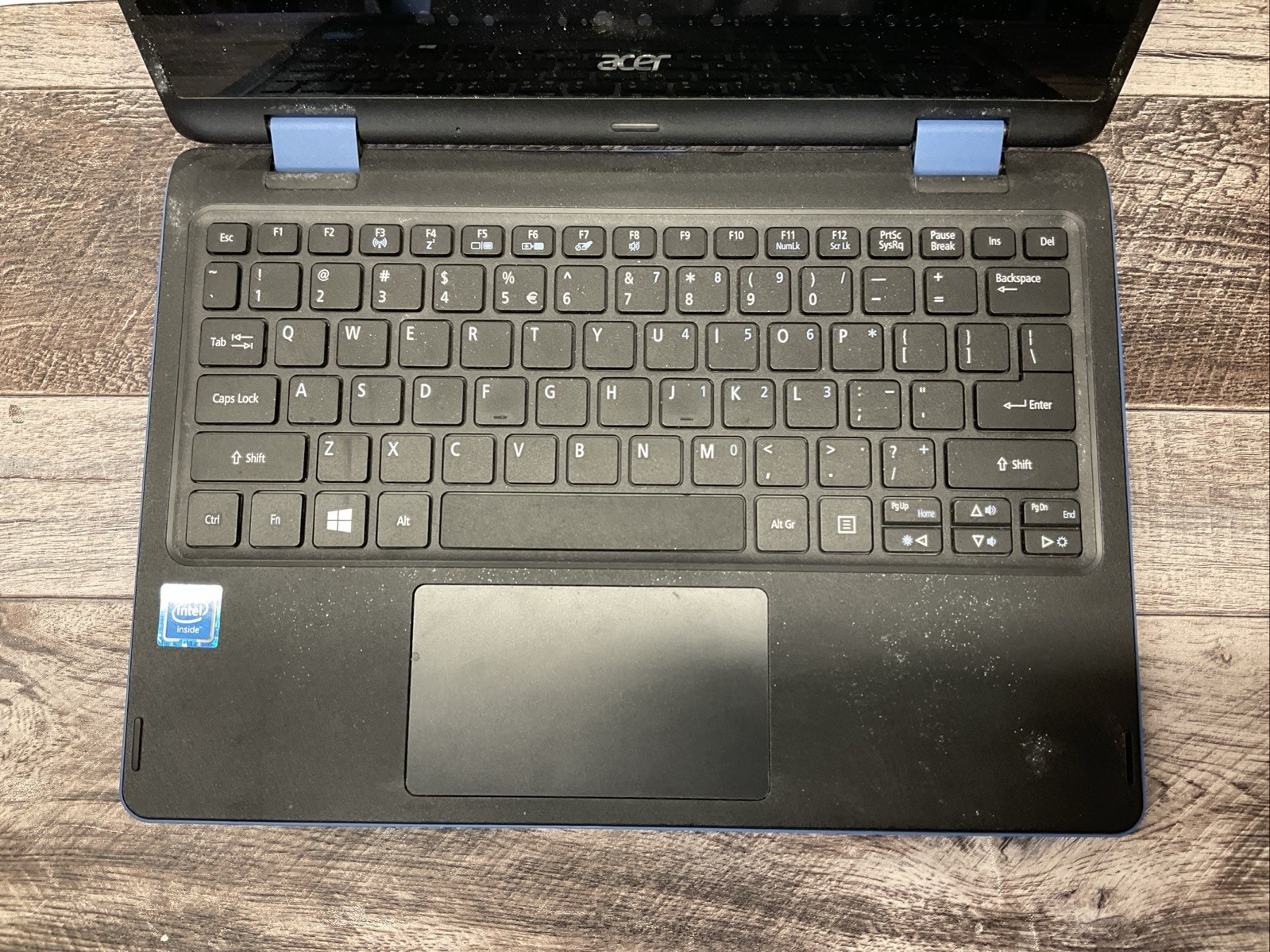 Acer Aspire R3 / Celeron / No RAM / Laptop Notebook PC / P15