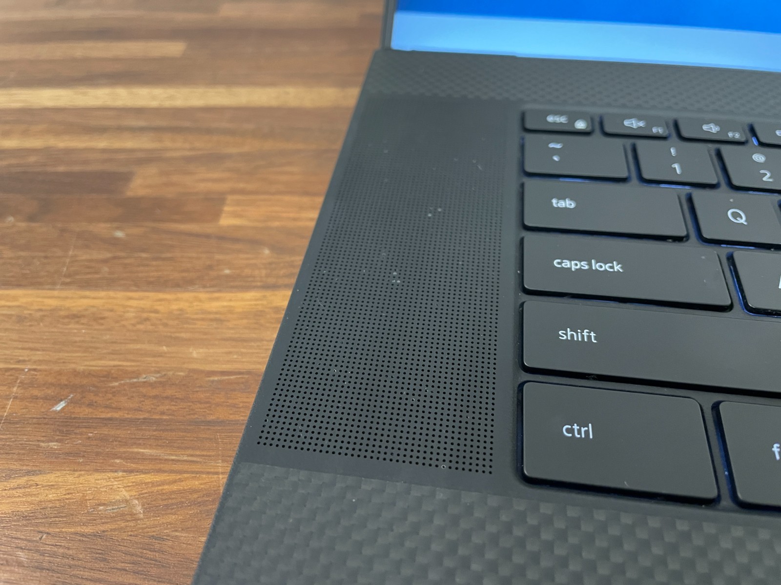Dell XPS 17 9700 i7-10875H 2.3GHz 32GB RAM 1TB SSD RTX 2060 Win 11 Home