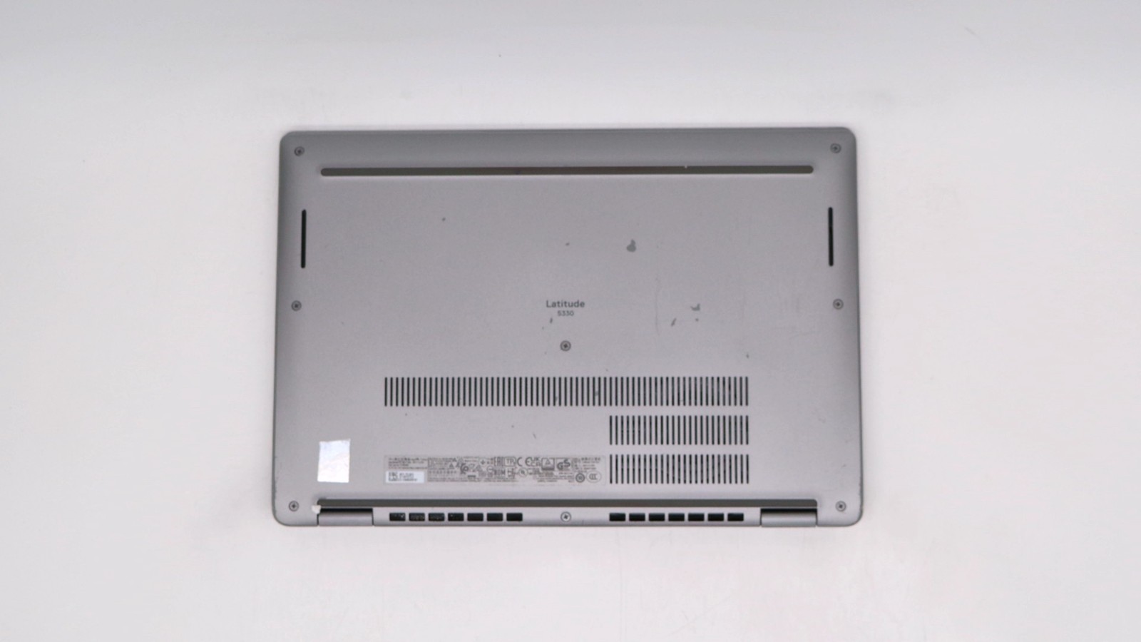 Dell Latitude 5330 13″ i7-1265u 16GB 512GB – Good