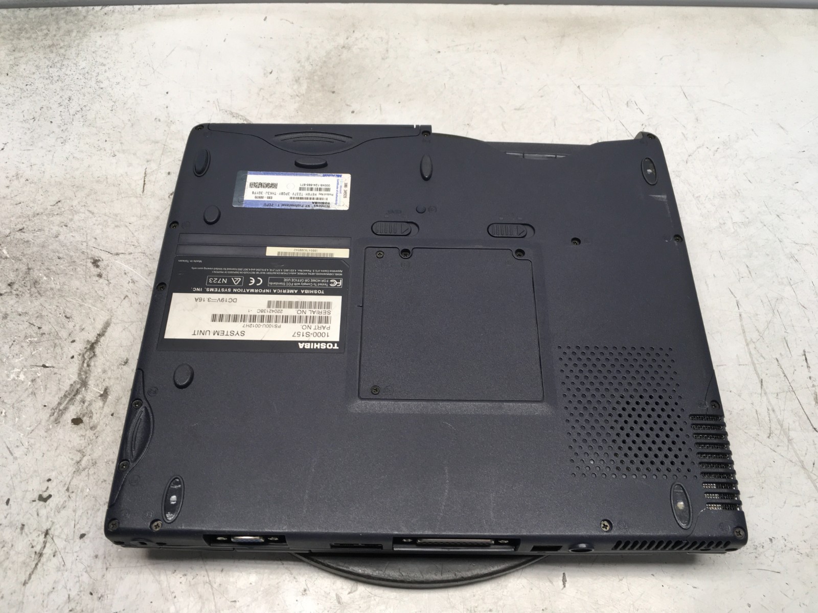 Toshiba Satellite 1000-S157 Mobile Intel Celeron 1.06GHz 246 MB NO HDD