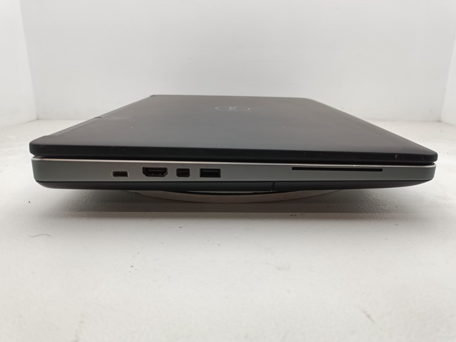 Dell Precision 7510 15″ Laptop Core i7-6820HQ @ 2.7GHz 32GB AMD Radeon Read #91