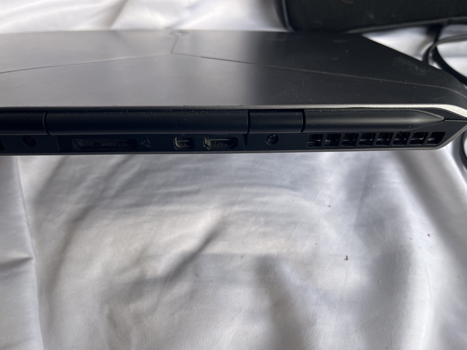 Alienware 13 Windows 10 Laptop Nvidia GTX 860M 16GB RAM 500GB HD OEM Adapter/Bag