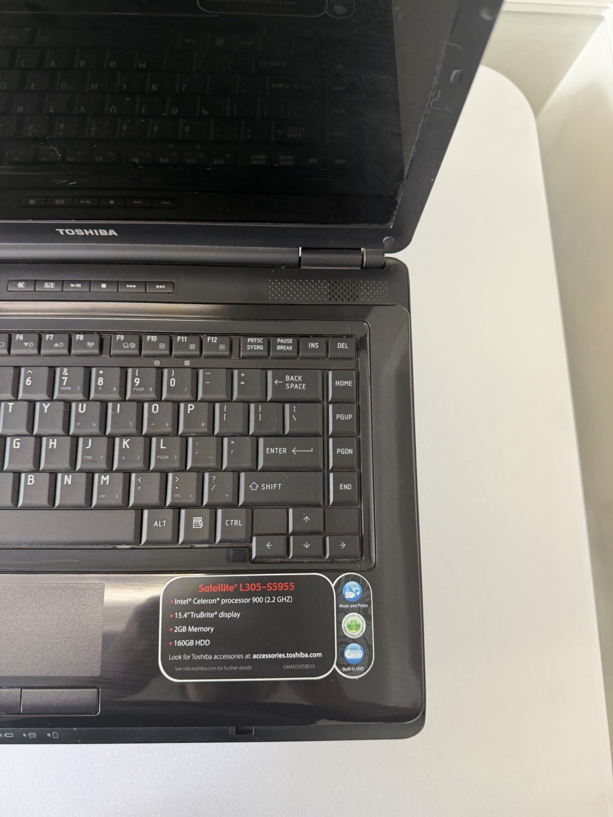 Toshiba Satellite L305-55955 – Good Screen – Intel Celeron 900 – Read Desc