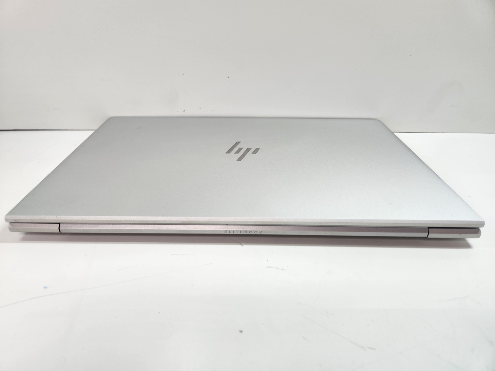 HP EliteBook 840 G8 i7-1185G7 16GB RAM 256GB SSD 17”