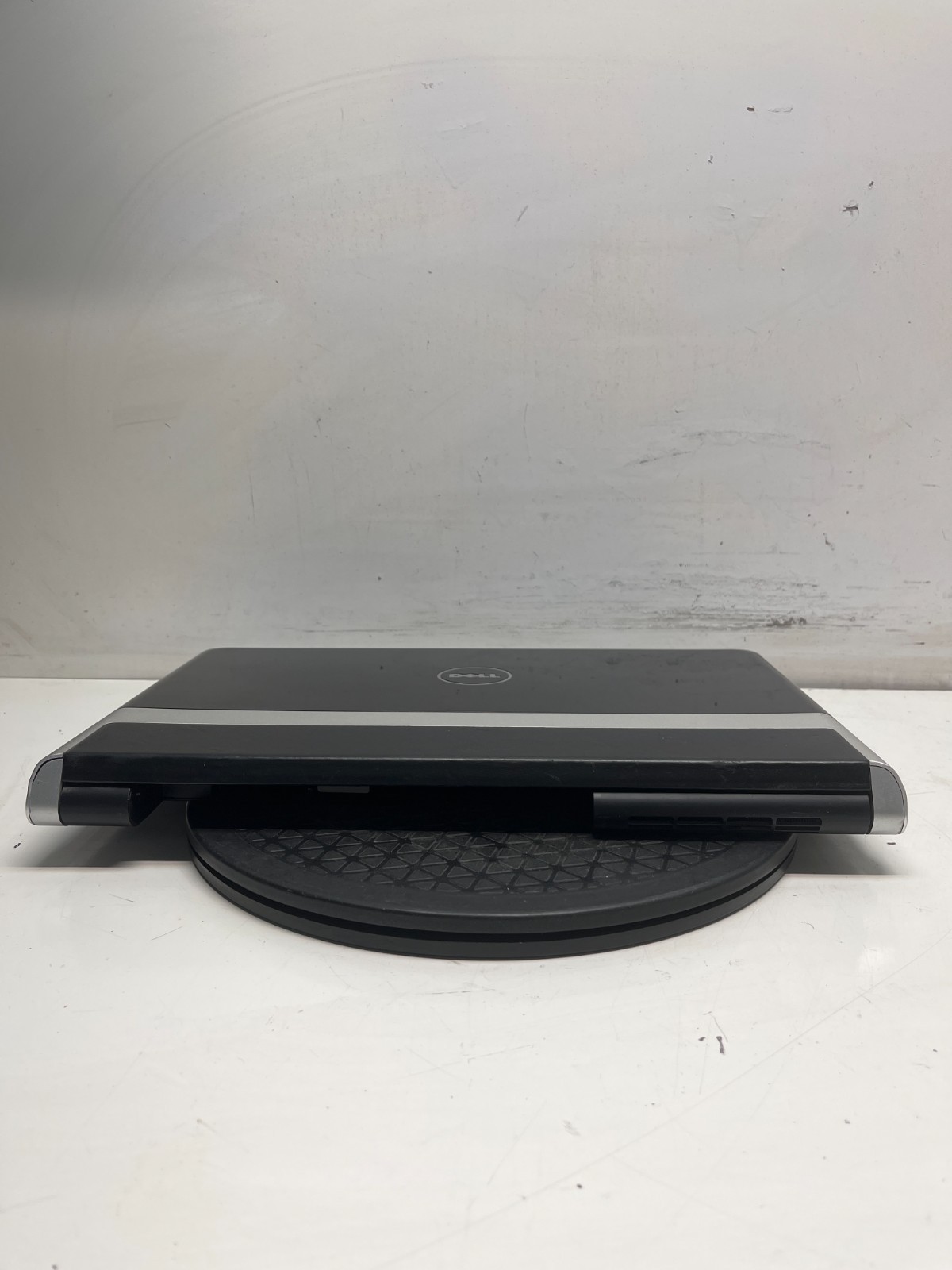 Dell Studio XPS PP35L Intel Core 2 Duo P8400 2.26GHz 4GB NO HDD