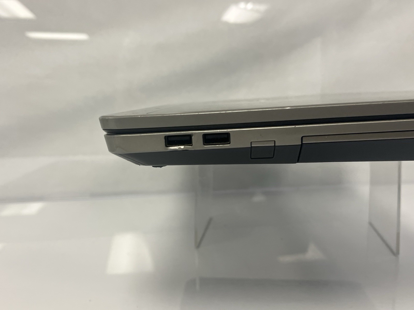 HP Probook 4530s Intel Core i3-2330m 2.20ghz 4GB Ram 320GB HDD