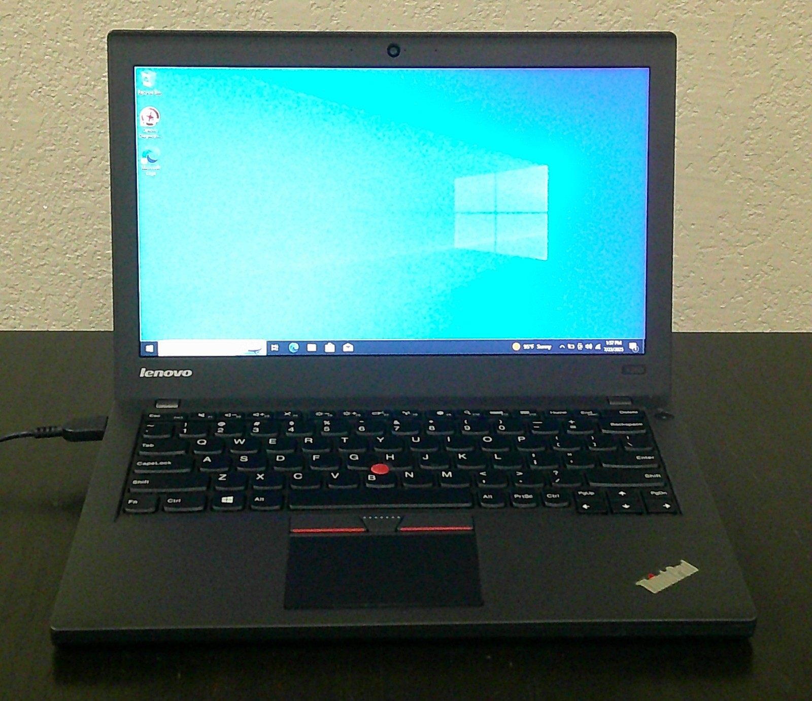 Lenovo ThinkPad X250 i5-5300U 8GB RAM 256GB SSD W10P 12.5” Webcam WiFi BT HD5500