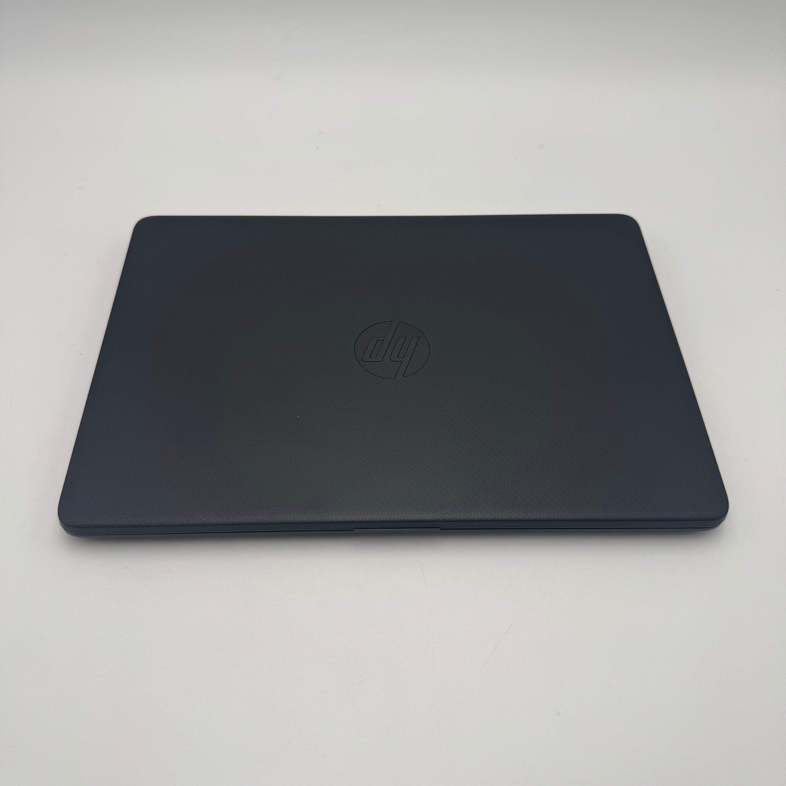 HP 14-DQ0020NR 13″ Intel Celeron 4GB RAM 64GB SSD
