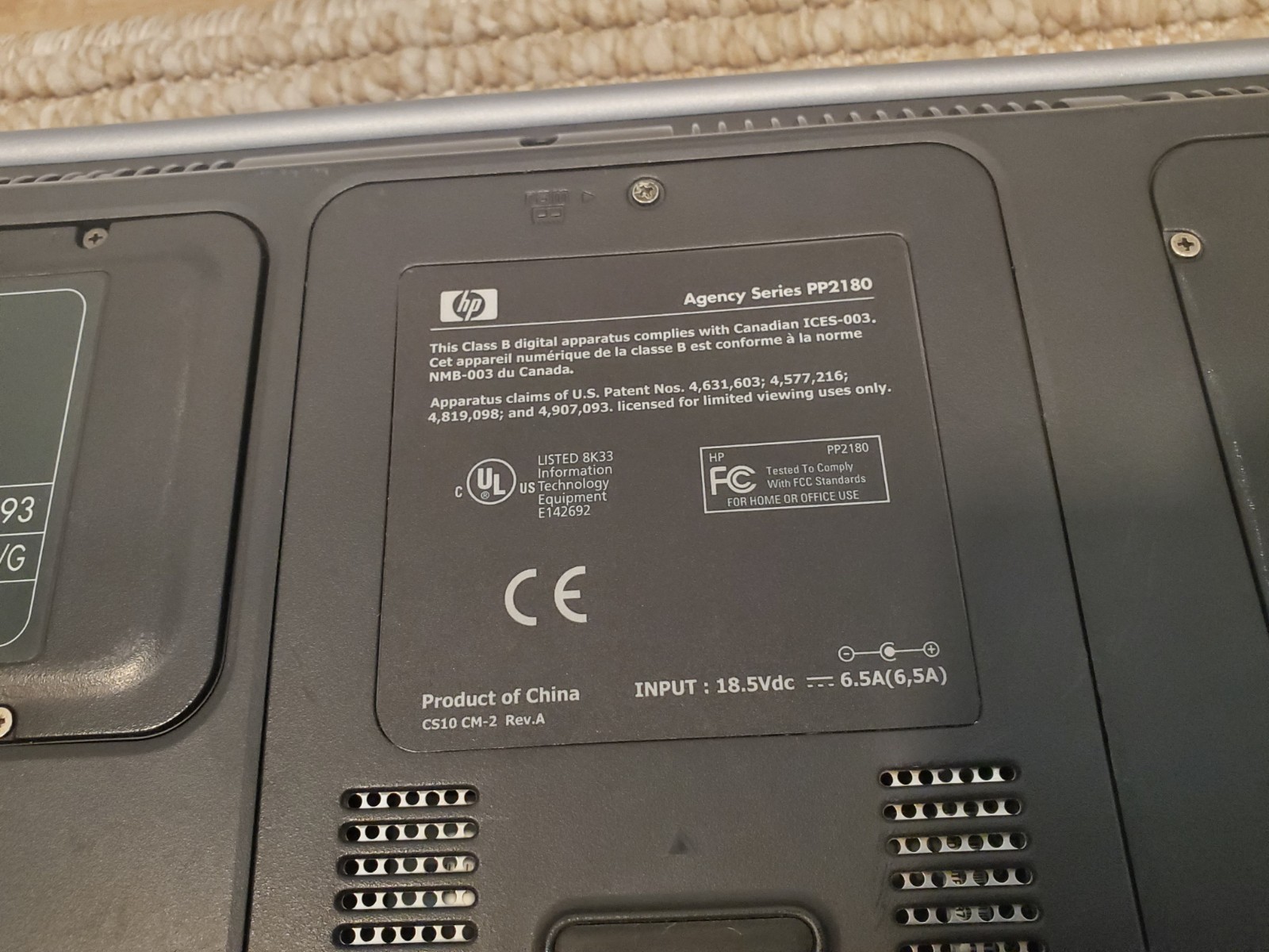 HP Pavilion ZD7000 17in Intel P4 3GHz 512mb 40GB – Powers On – *PARTS OR REPAIR