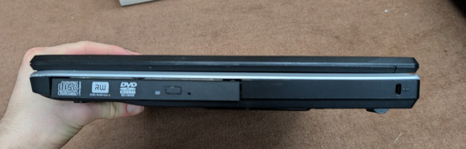Toshiba Satellite L25-S121 – Celeron M 1.60GHz – ATI – 80GB HDD – XP – READ DESC